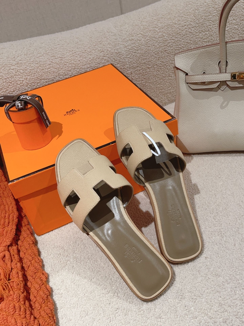 Hermes Slippers